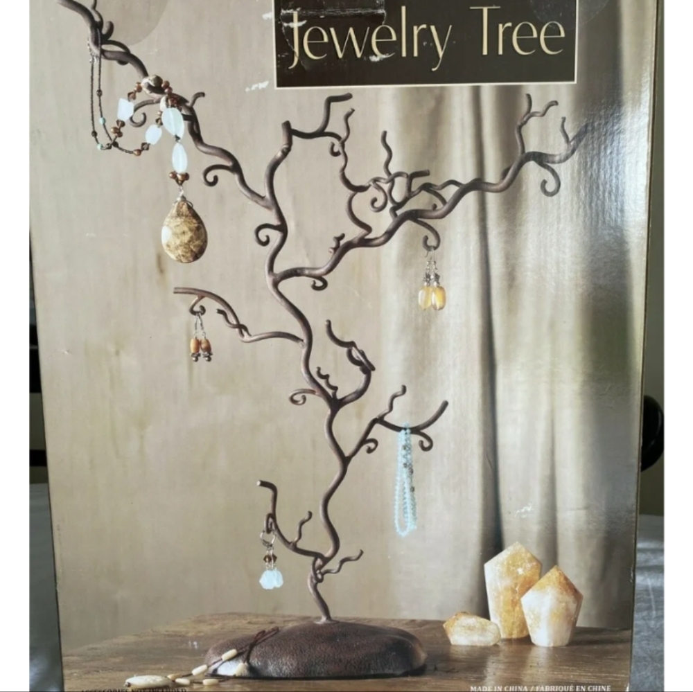 Metal Jewelry Tree